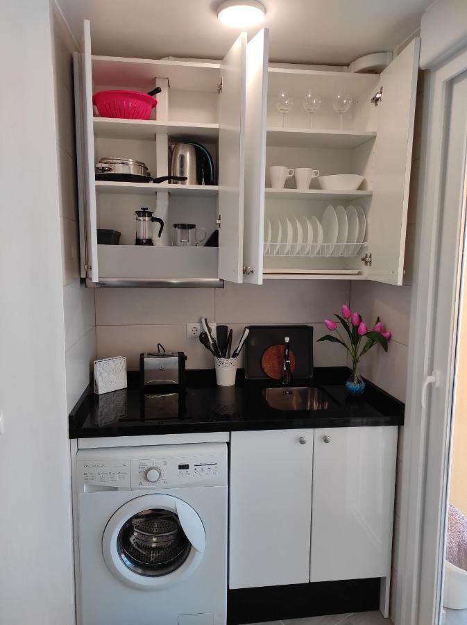 Appartement Estudio recién reformado en primera línea de playa à Benalmádena Extérieur photo