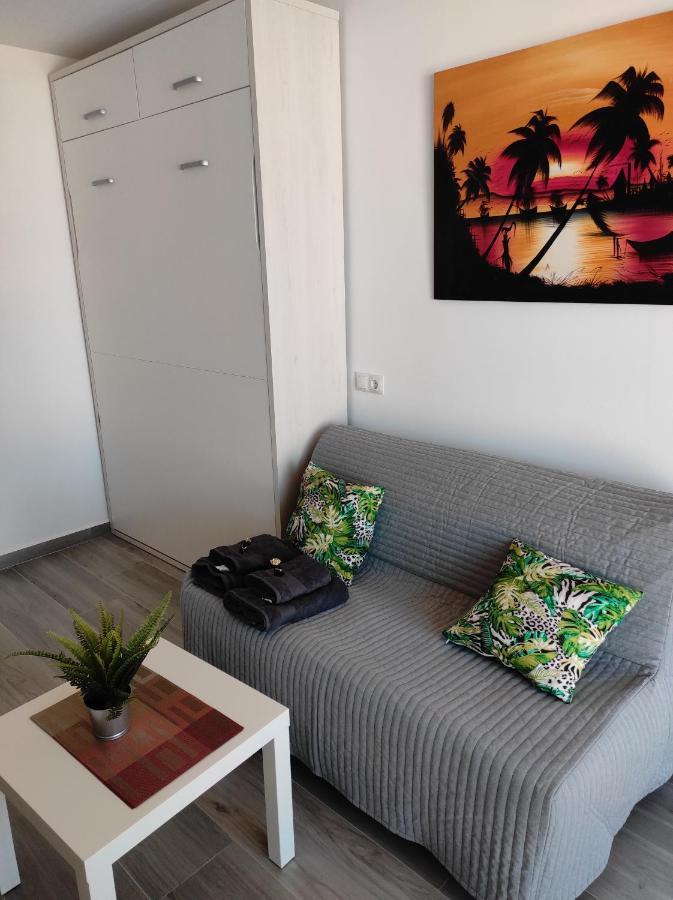 Appartement Estudio recién reformado en primera línea de playa à Benalmádena Extérieur photo
