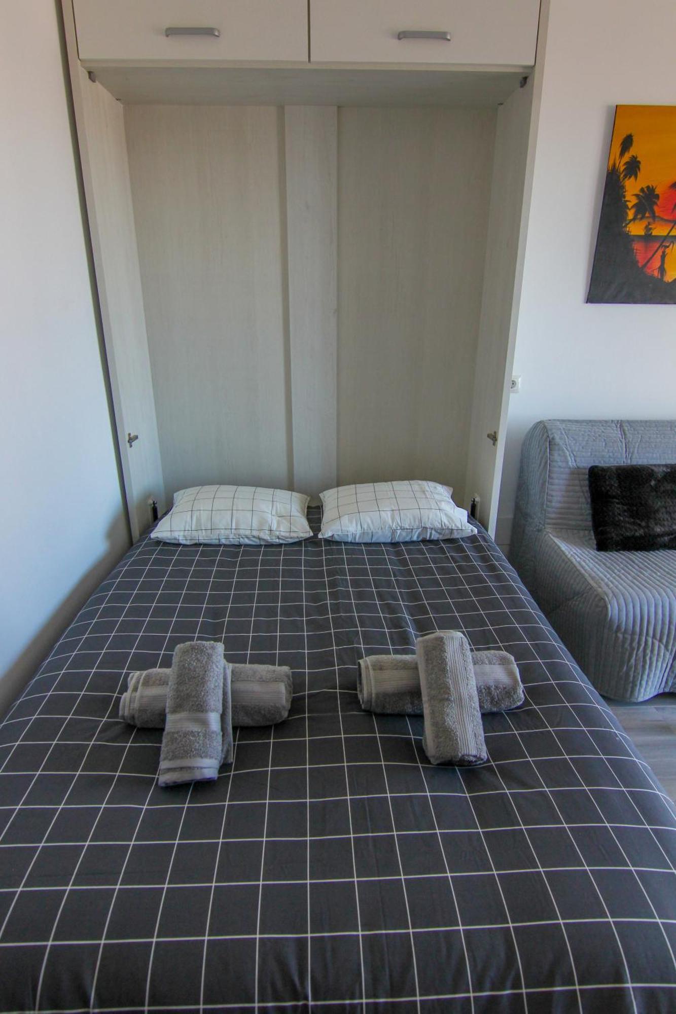Appartement Estudio recién reformado en primera línea de playa à Benalmádena Extérieur photo